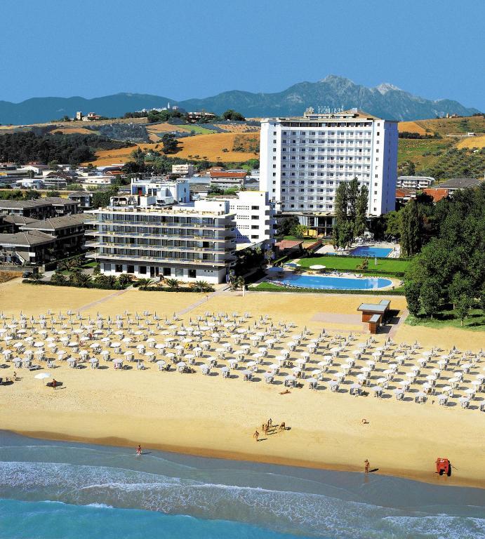 Grand Hotel Berti Silvi Marina Esterno foto