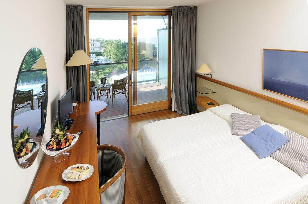 Grand Hotel Berti Silvi Marina Esterno foto