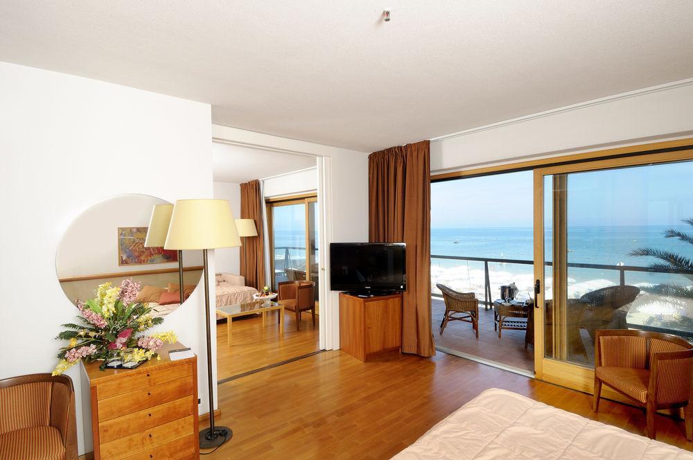Grand Hotel Berti Silvi Marina Esterno foto