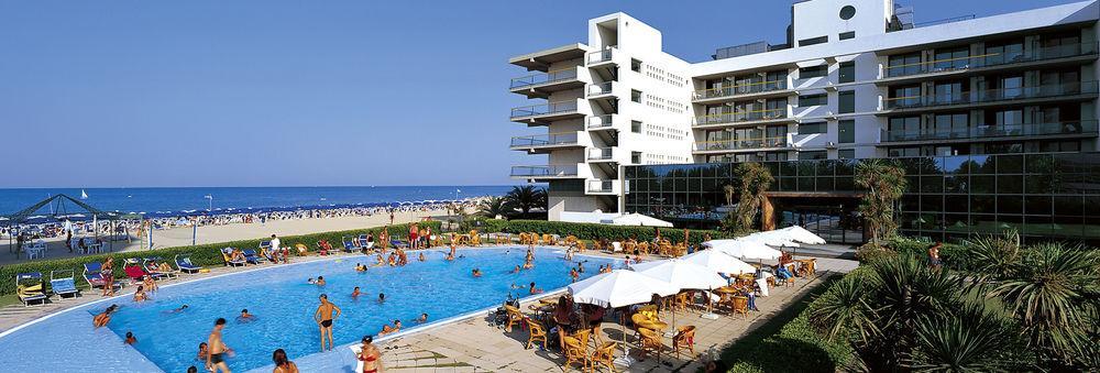 Grand Hotel Berti Silvi Marina Esterno foto